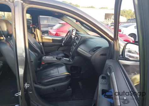 2017 Dodge Grand Caravan Gt from USA, damaged, VIN 2C4RDGEG4HR766955